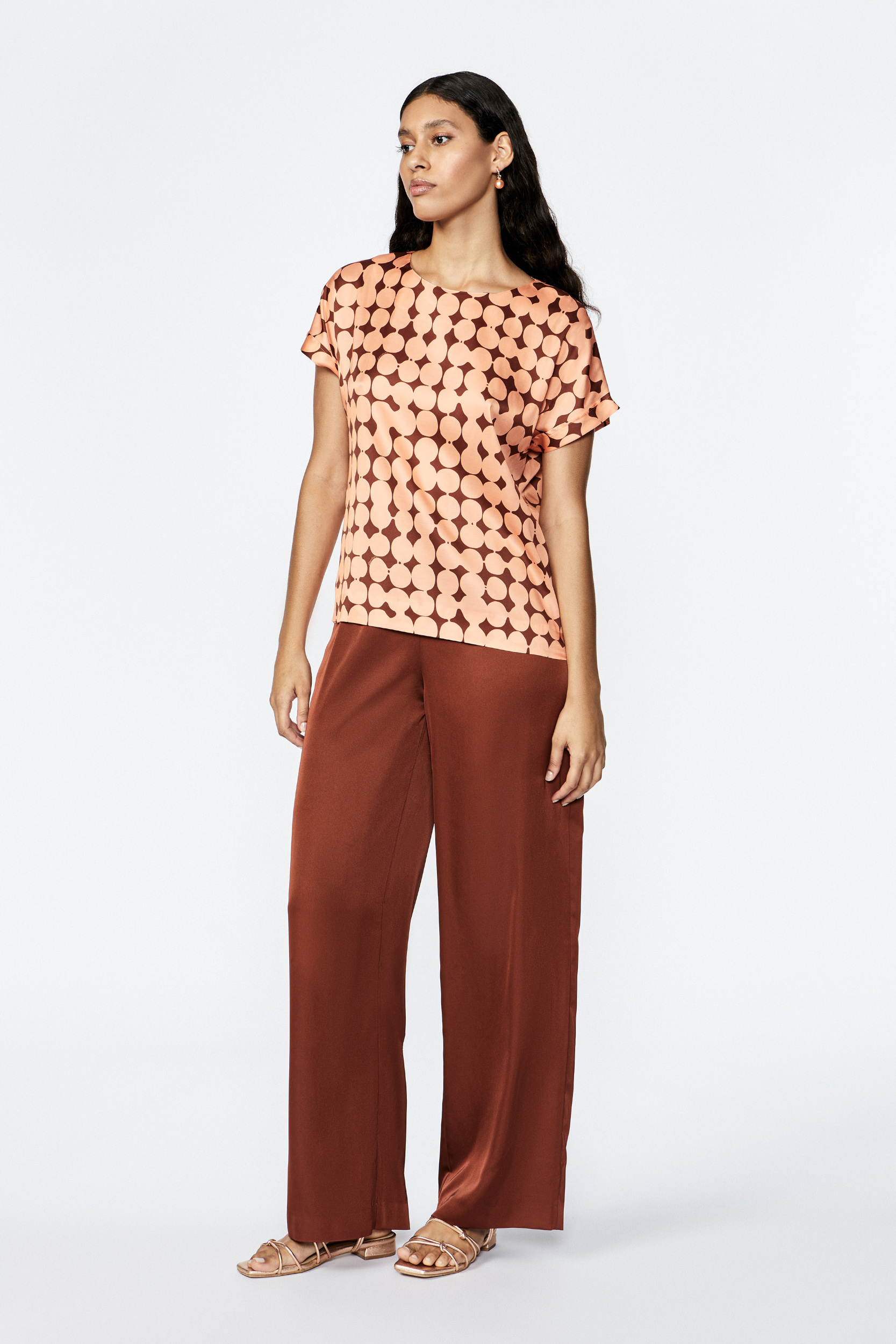 Blouse with in-house dot print