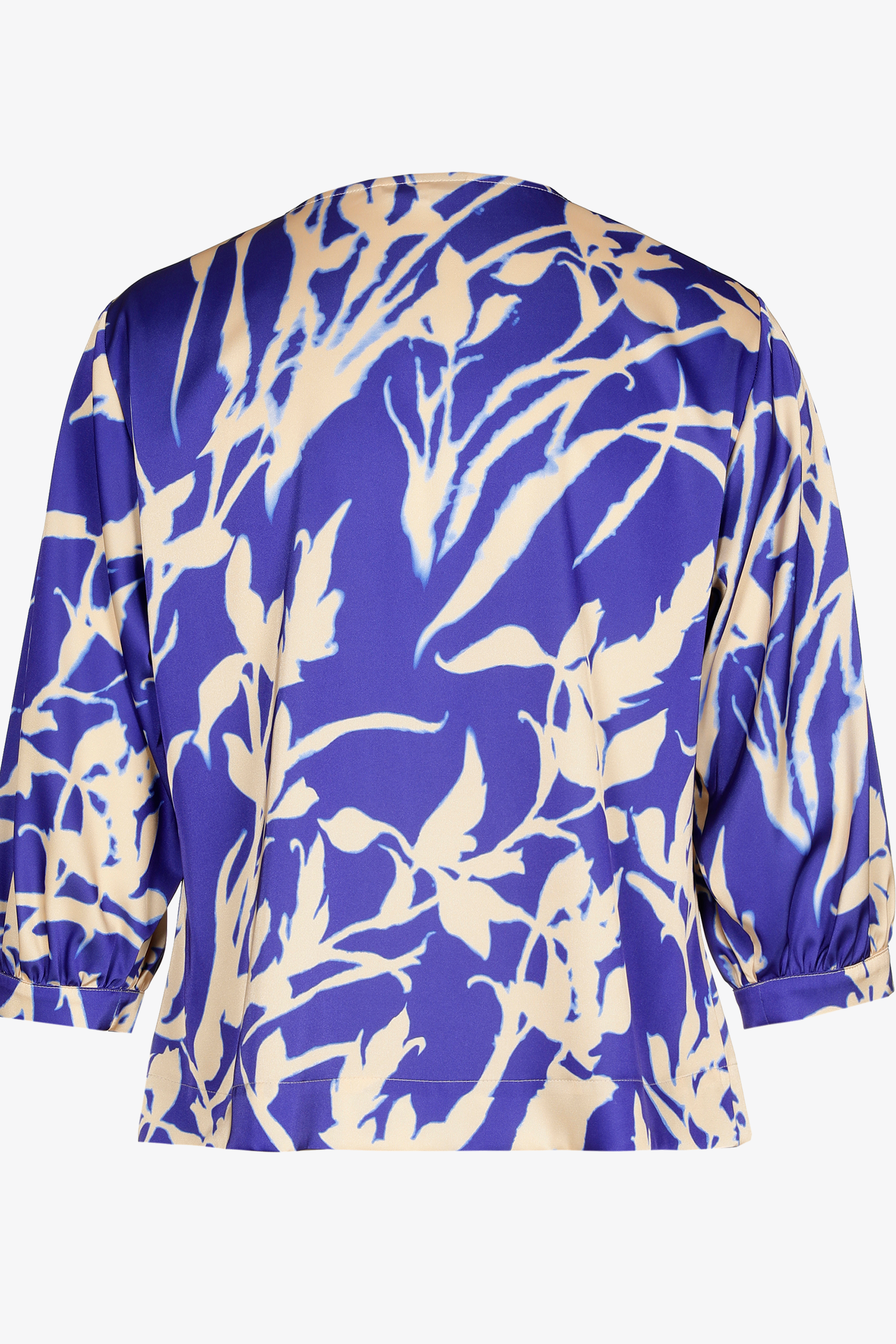 Blouse with original floral print