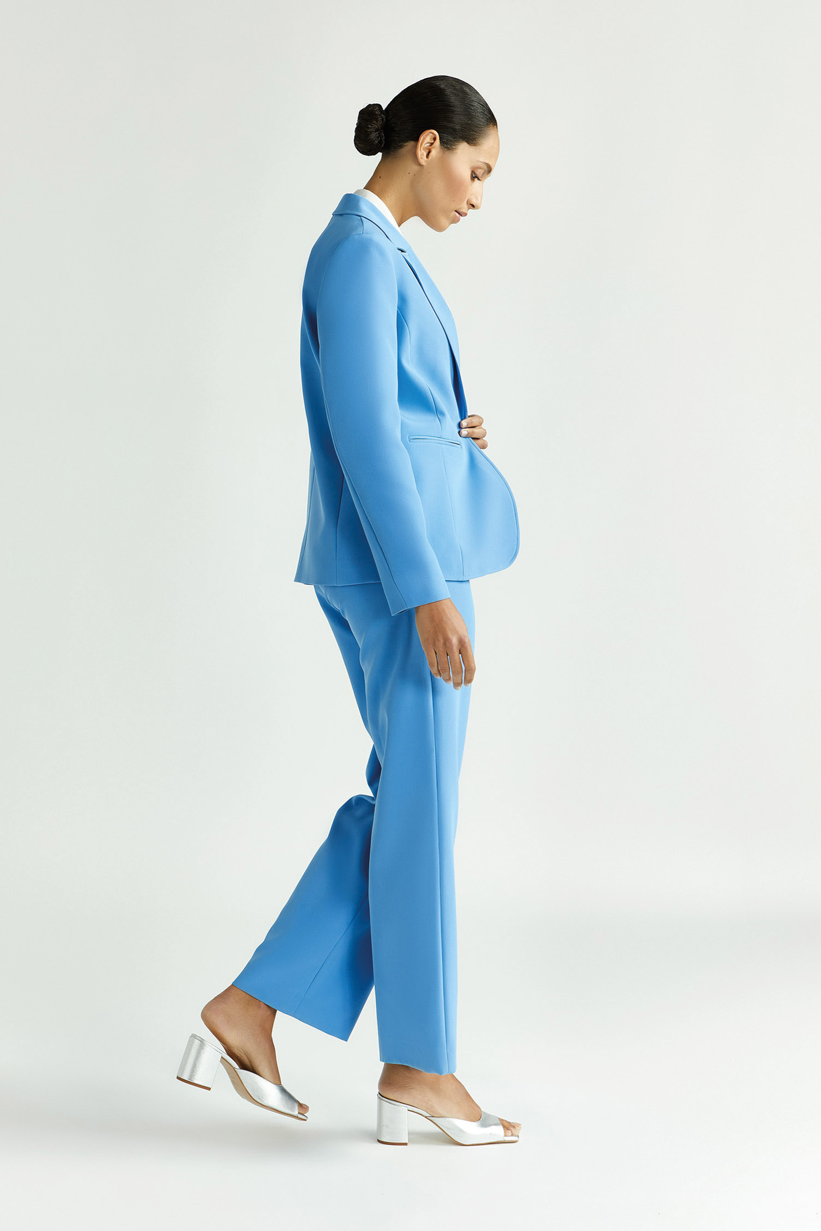 Soepelvallende broek met wijde pijpen