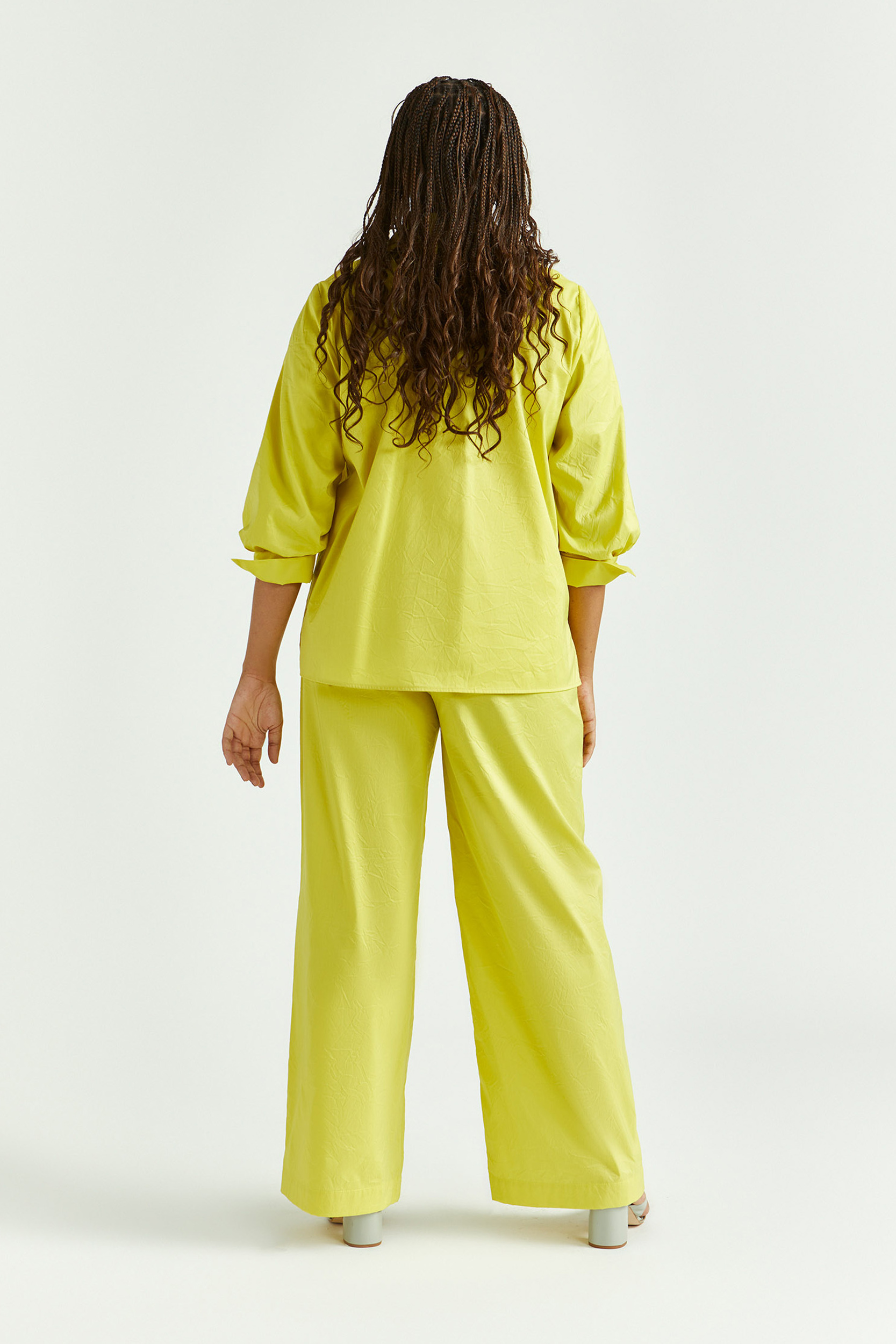 Pantalon froissé à jambes larges