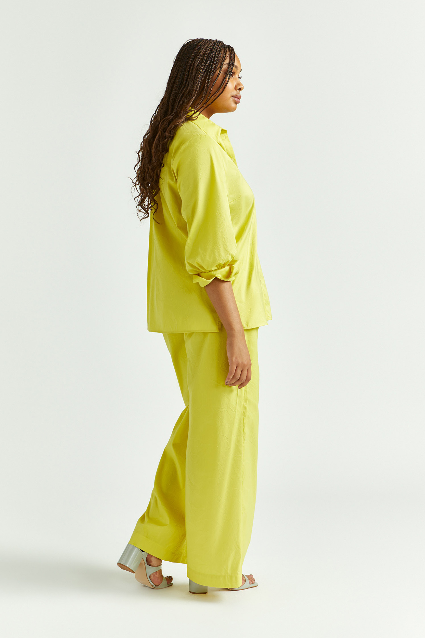 Pantalon froissé à jambes larges