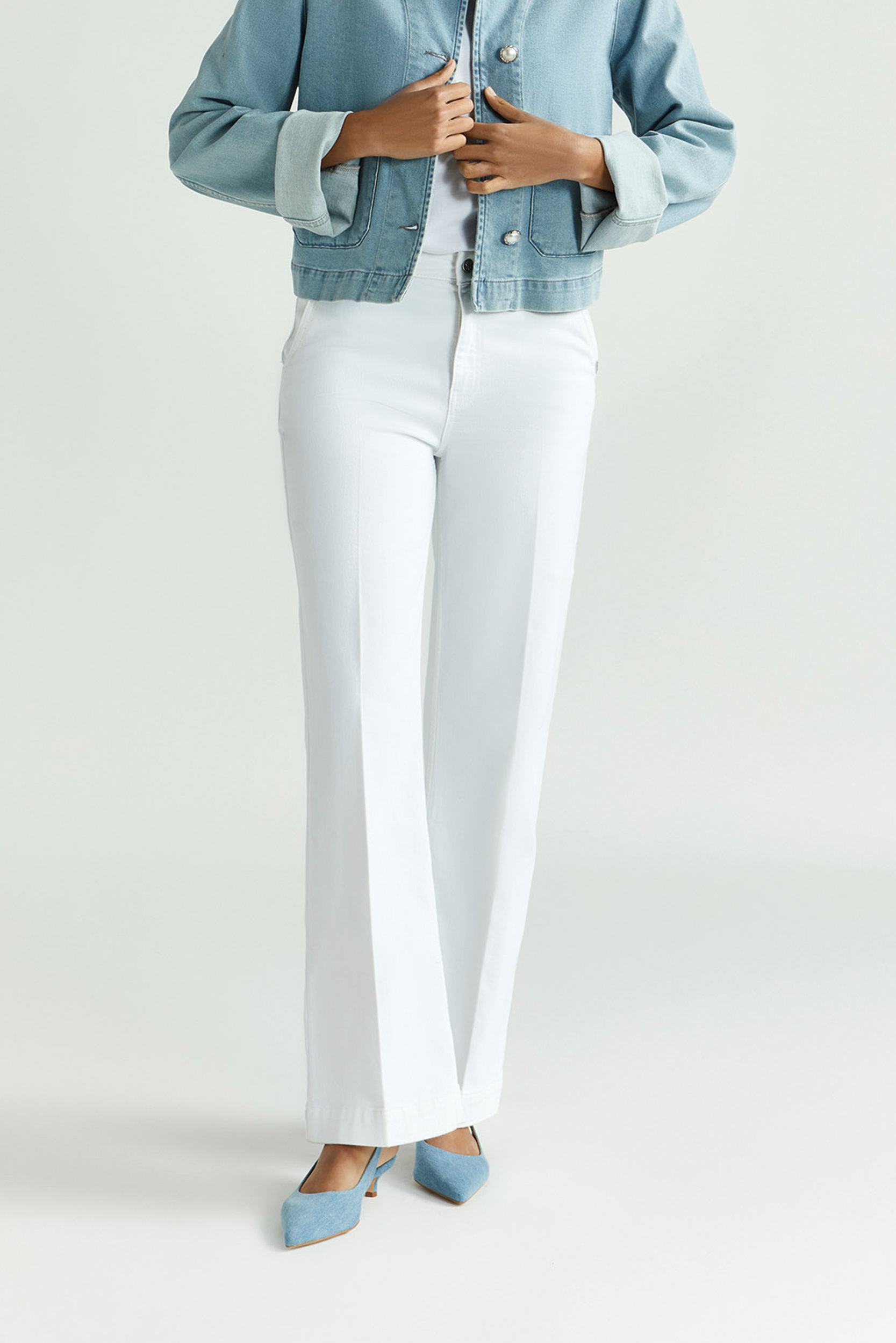 Jeansbroek met wijde pijpen