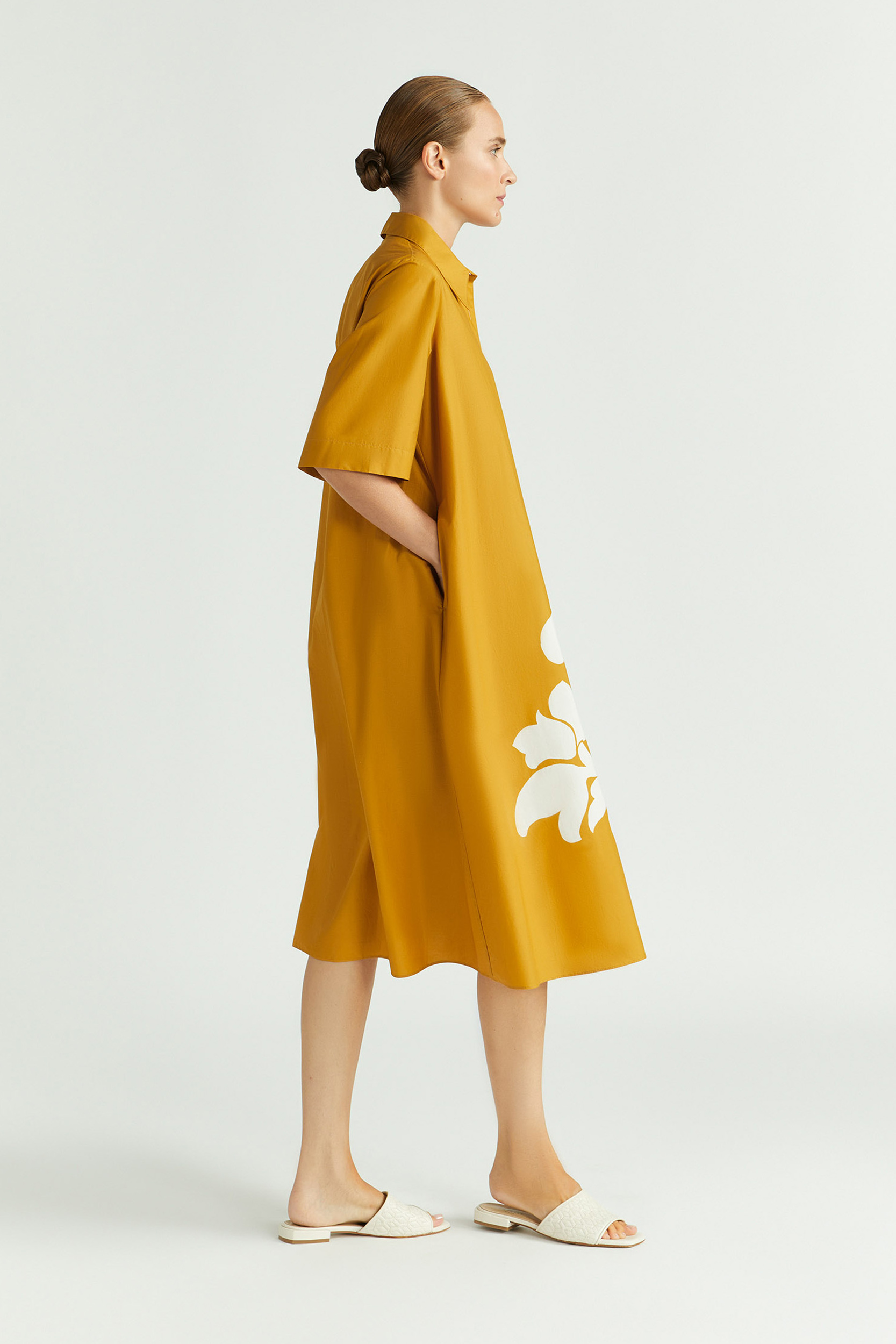 Robe en ligne A en coton avec imprimé