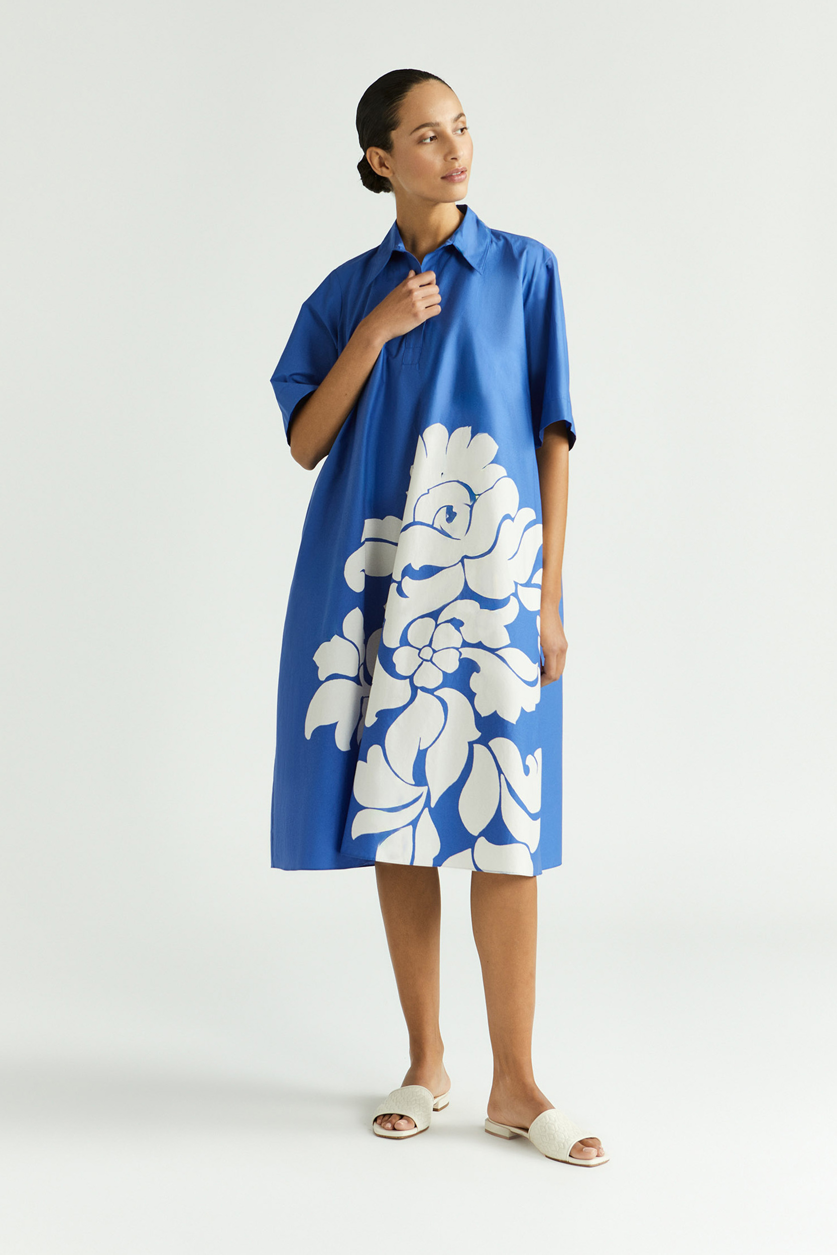 Robe en ligne A en coton avec imprimé