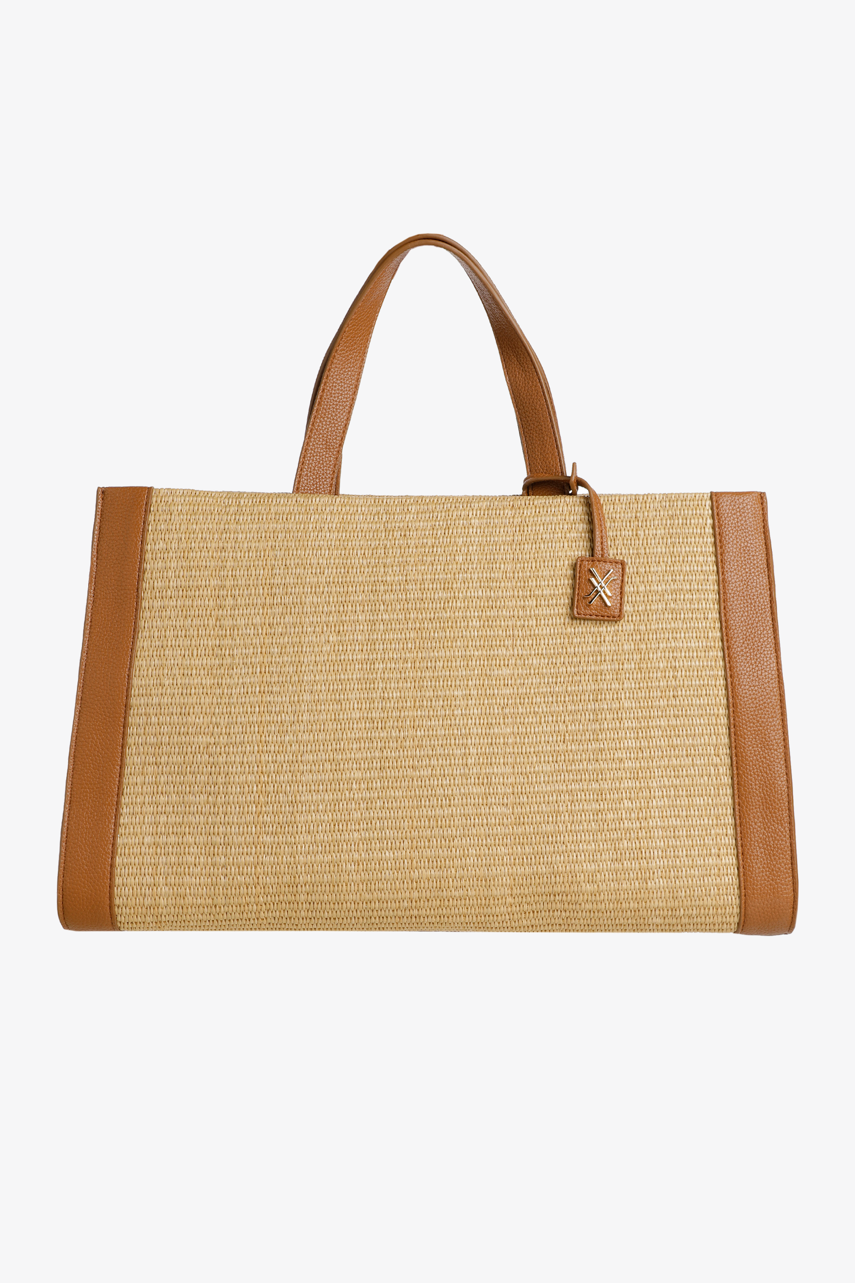 Stylish handbag with raffia