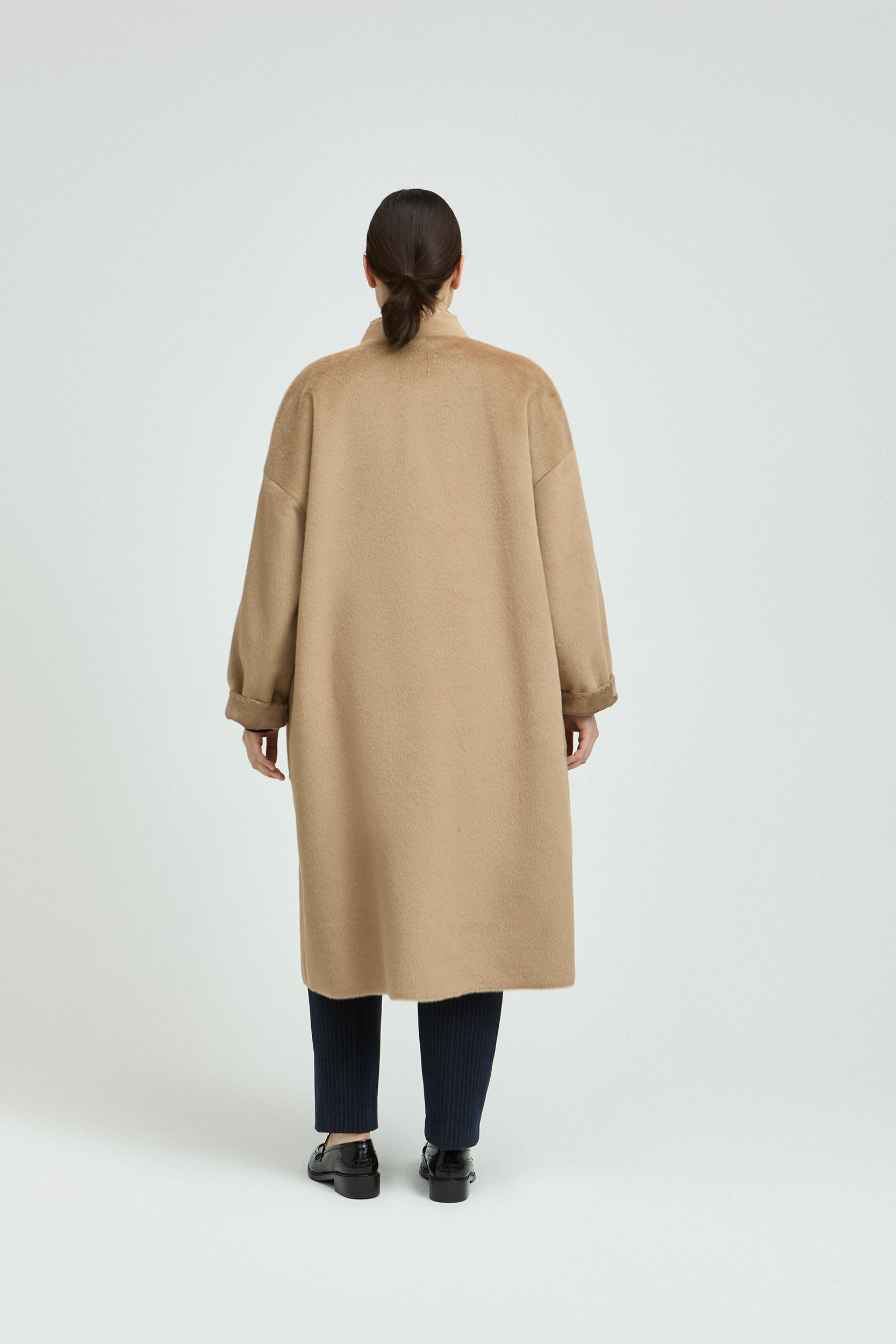 Long fashionable coat