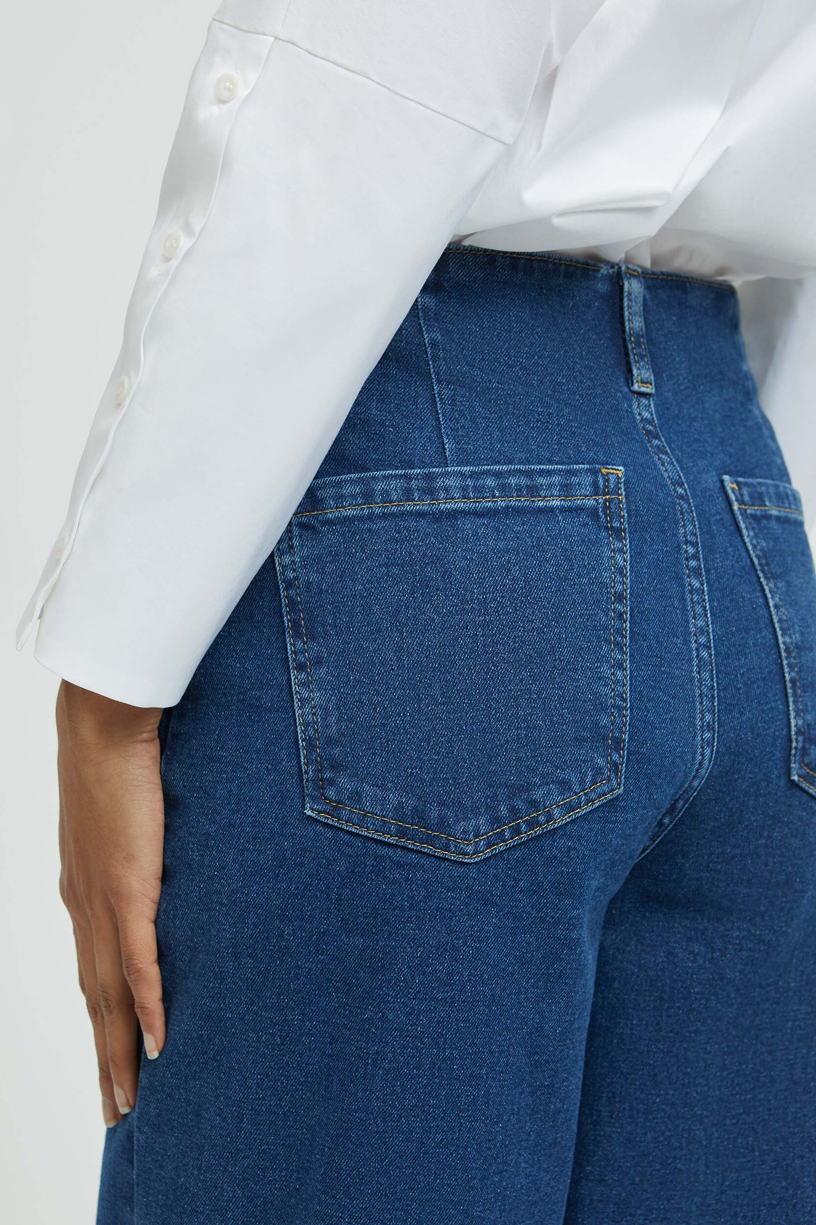 Jean à jambes larges