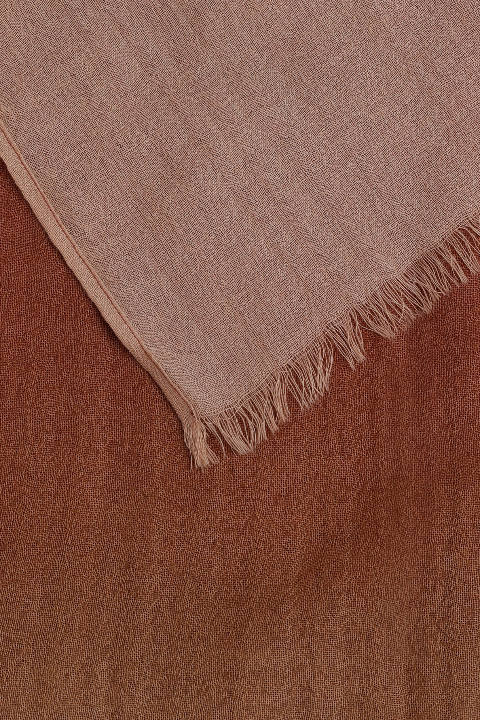 Foulard fantaisie en laine fine