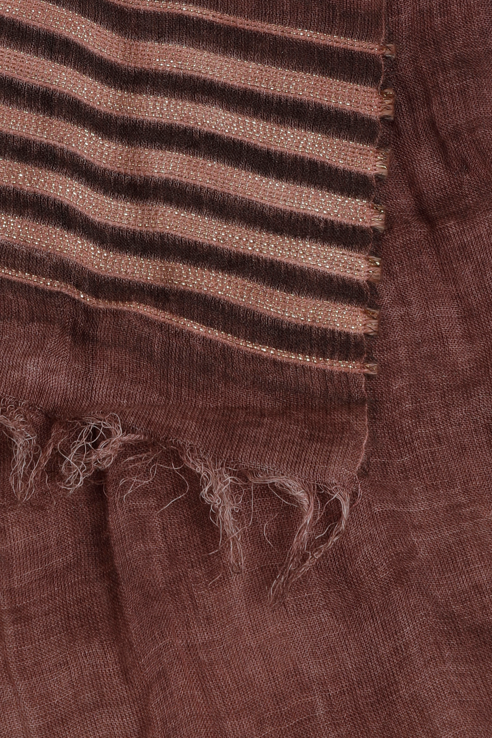 Kalt gefärbter Schal