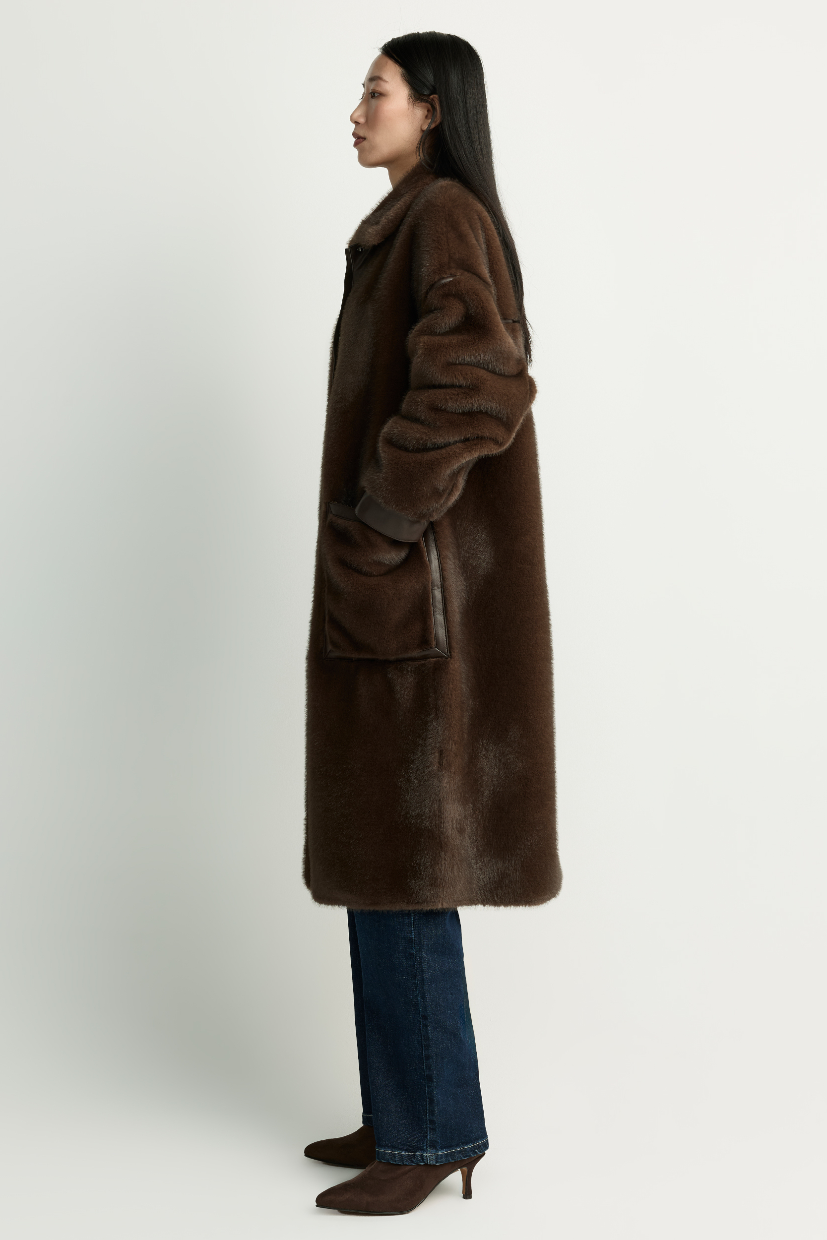 Manteau en fausse fourrure