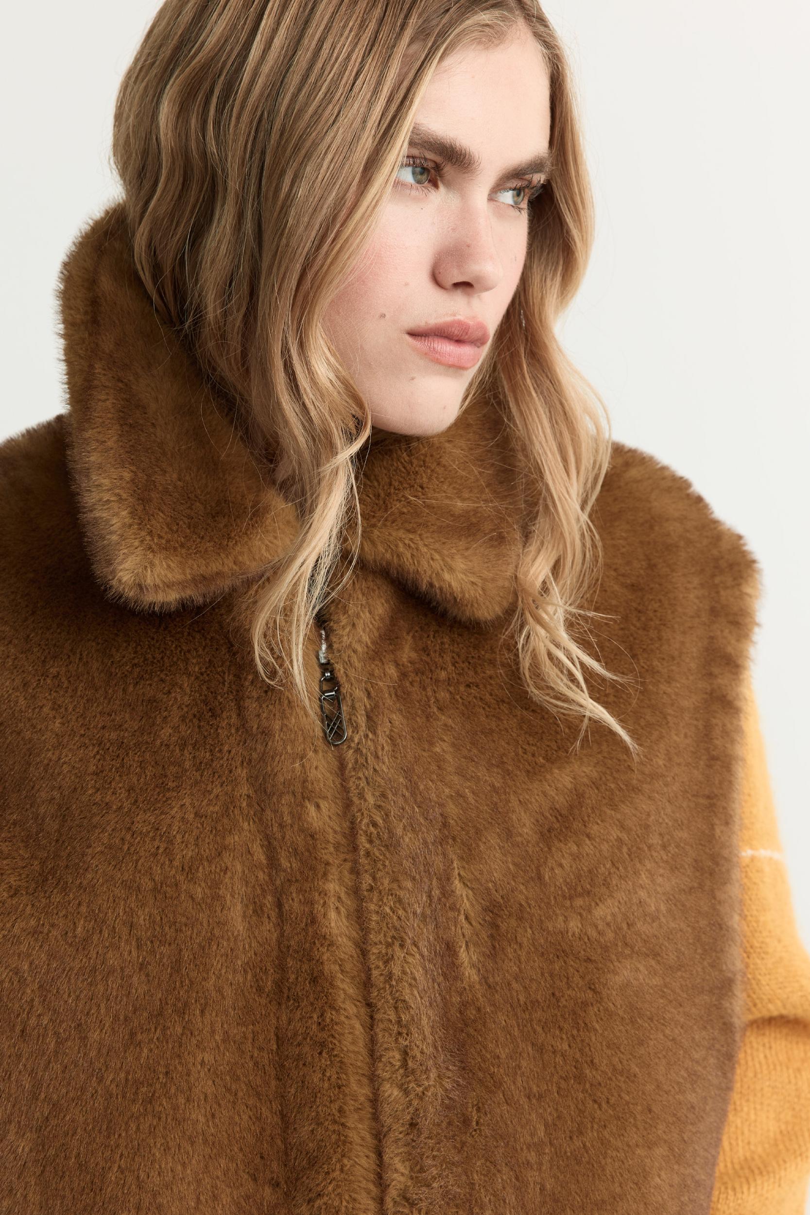 Wendejacke mit Kunstfell