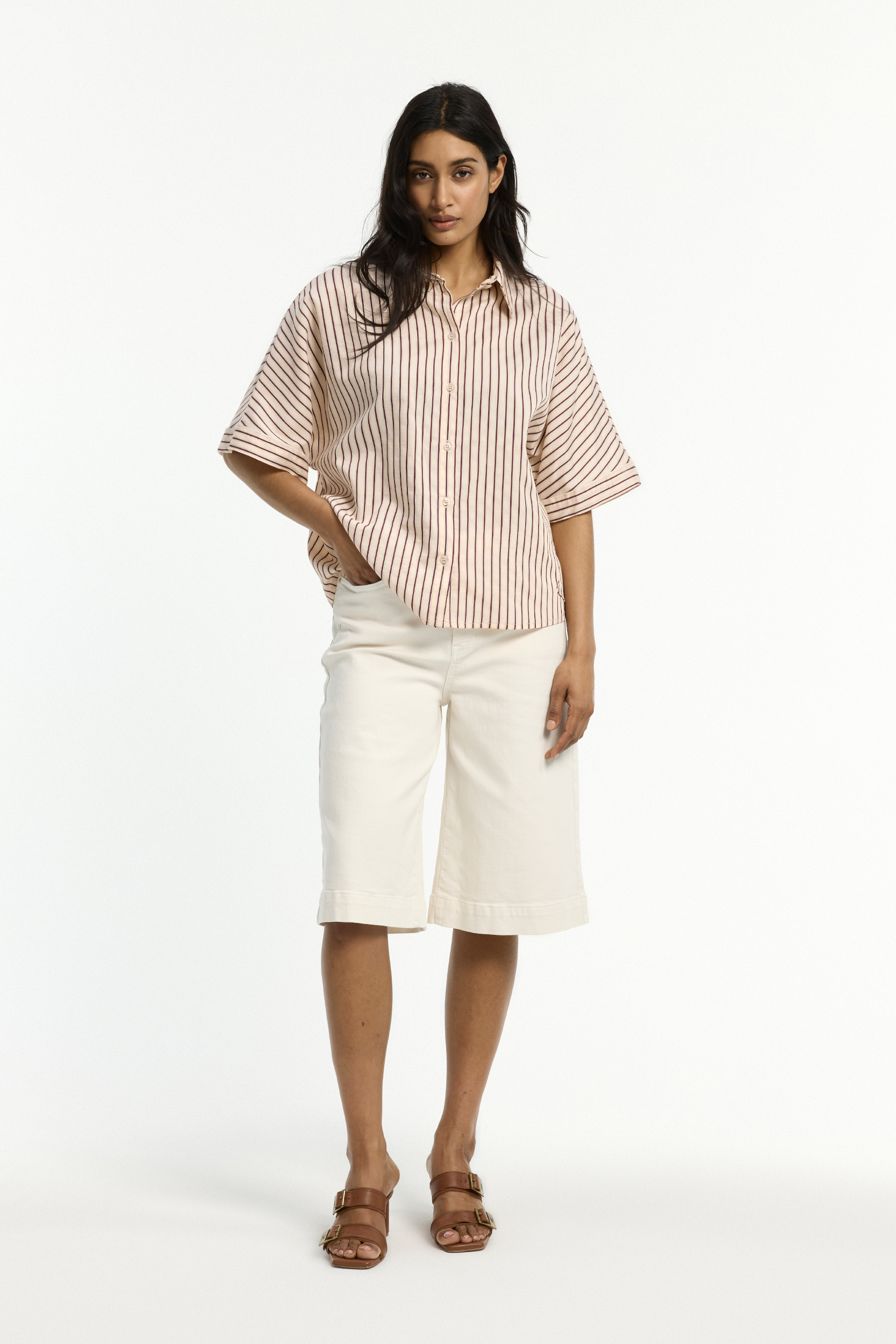 Bermuda met wijde pijpen