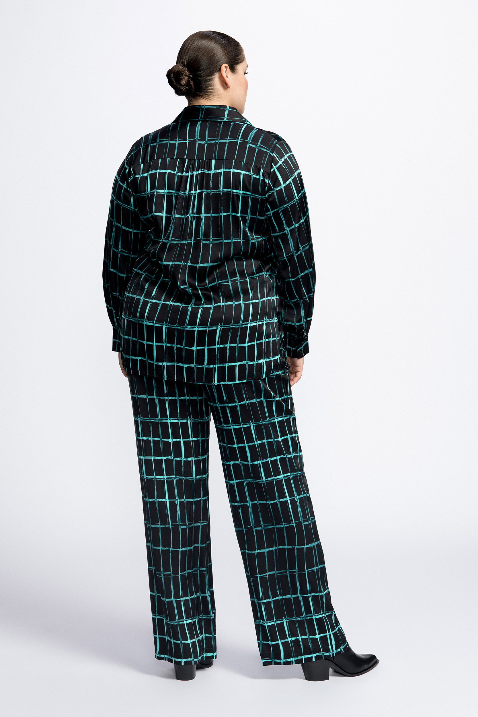 Pantalon satiné avec motif
