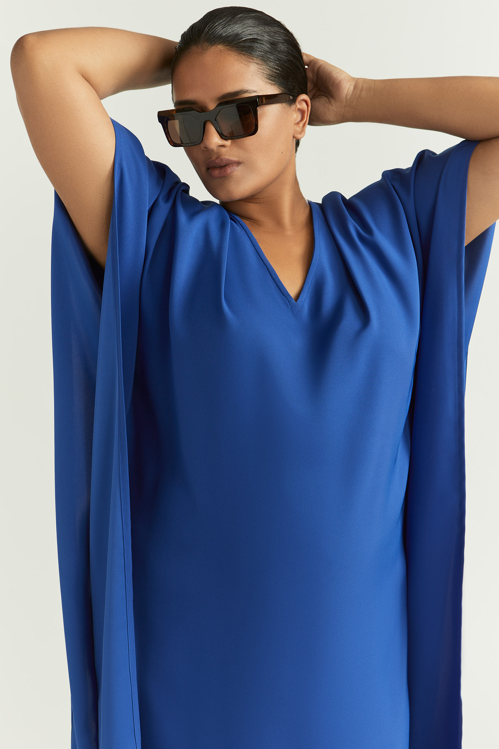 Robe caftan à encolure en V