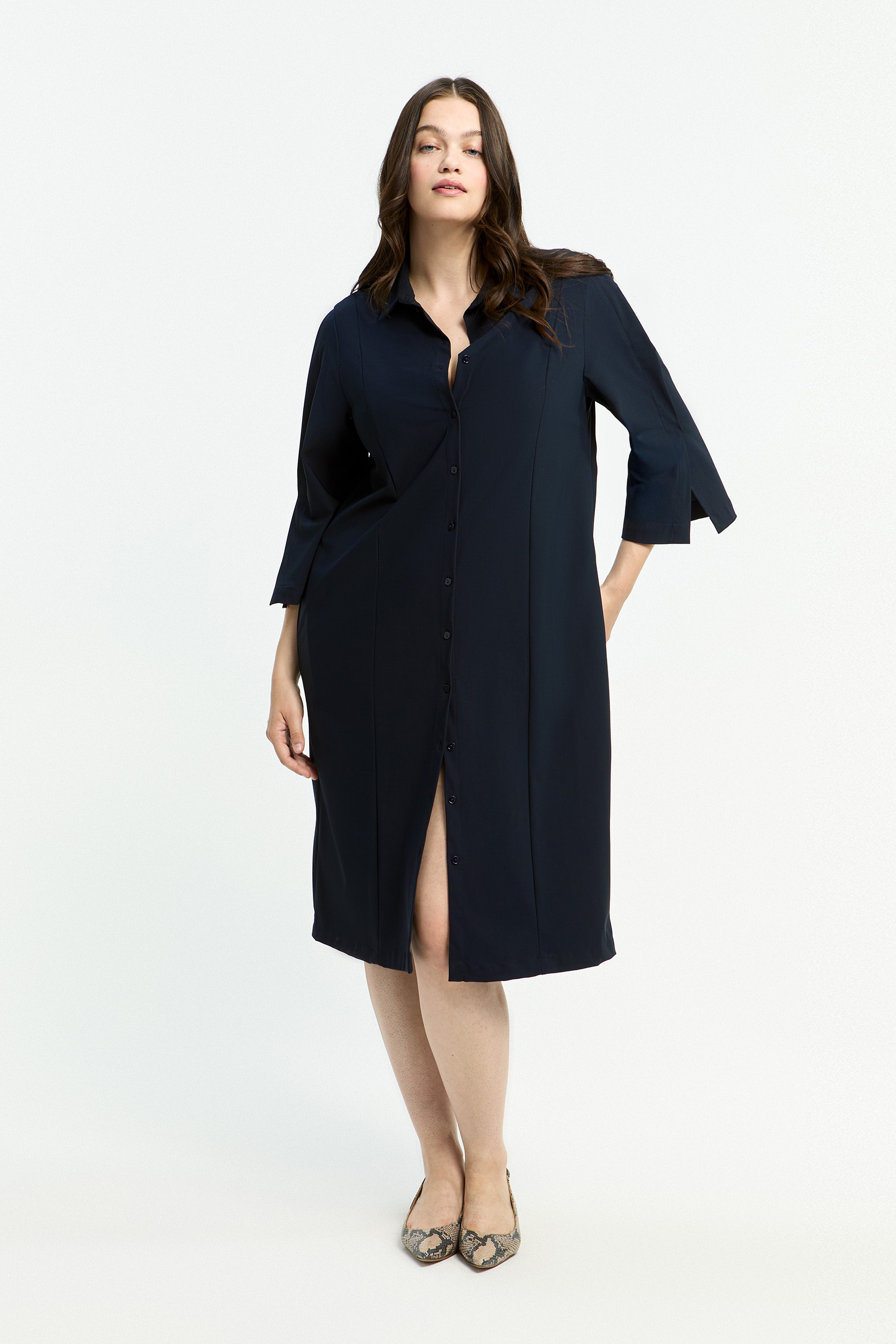 Robe boutonnée élégante