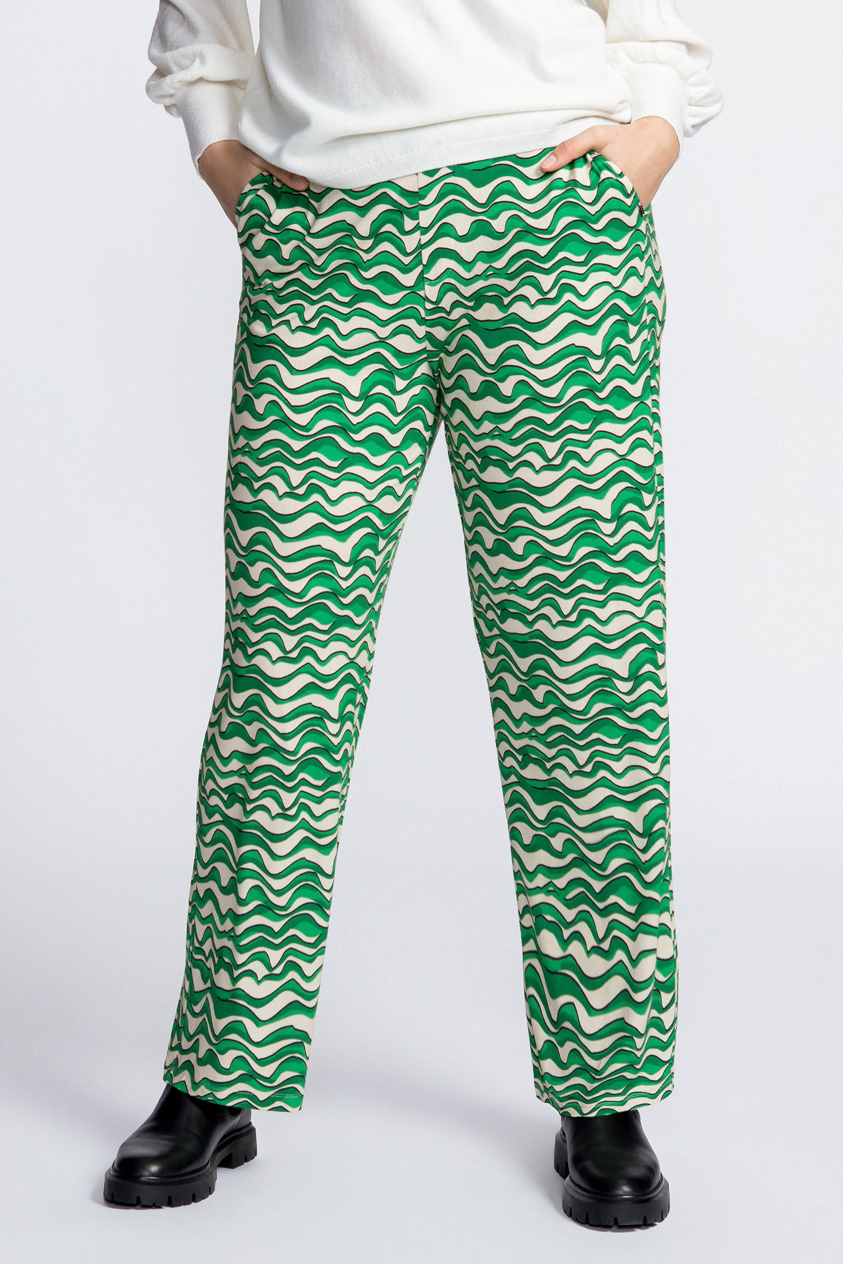 Trousers with original print