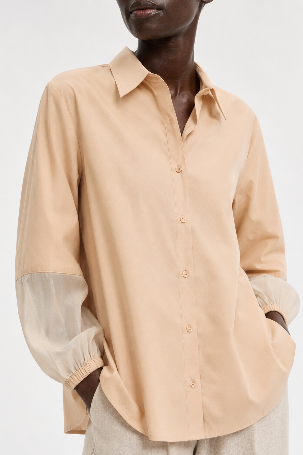 Blouse with organza sleeves