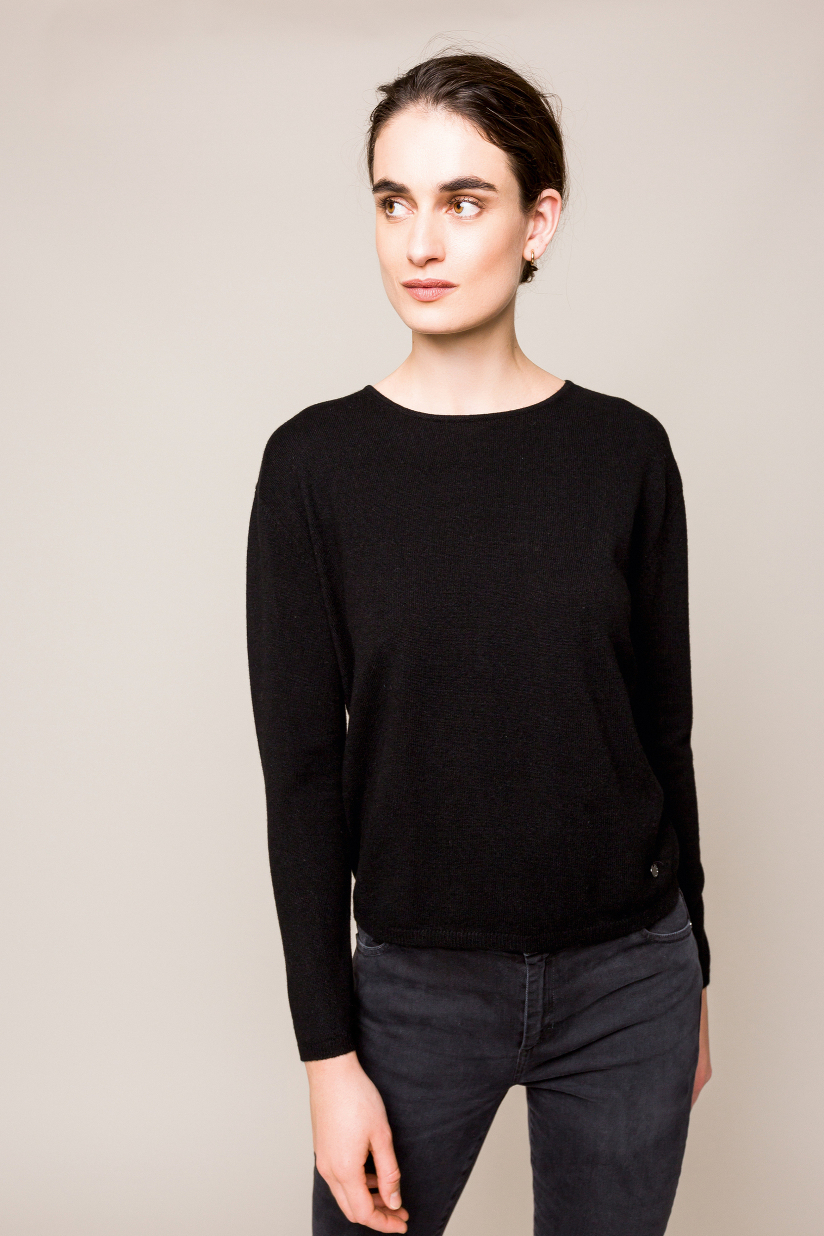 Schwarzer Cashmere Pullover mit Rundhalsausschnitt