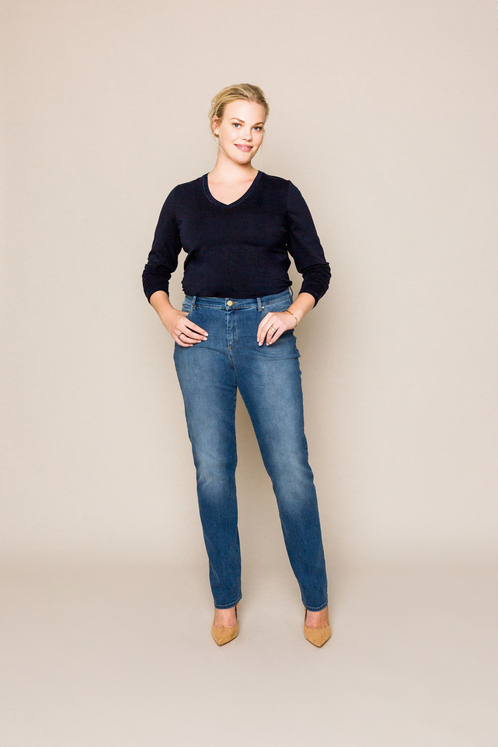 Blue slim-fit jeans