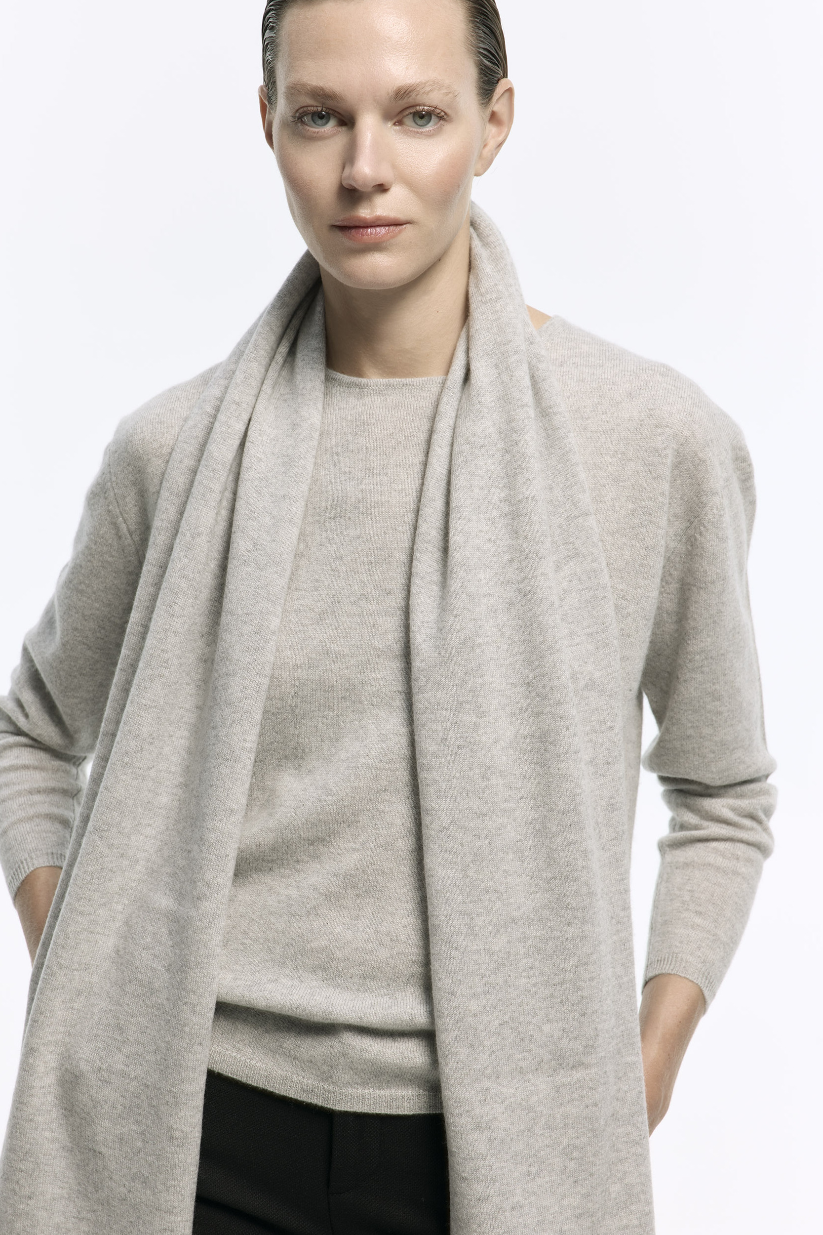 Cashmere scarf