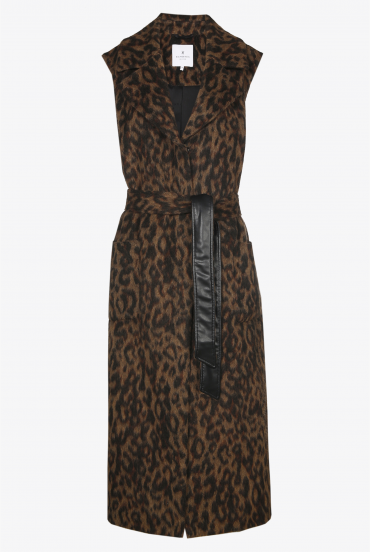 Sleeveless jacket with leopard print
