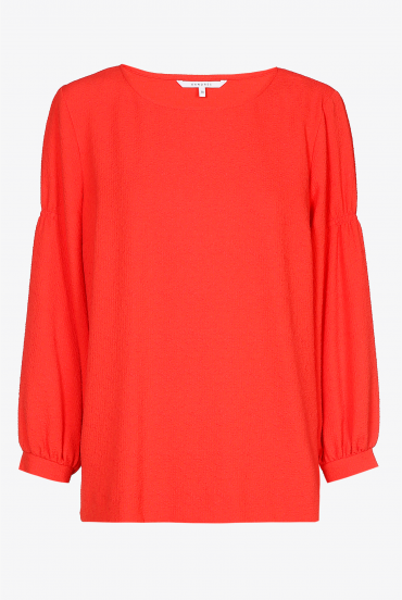 Blouse with round neck