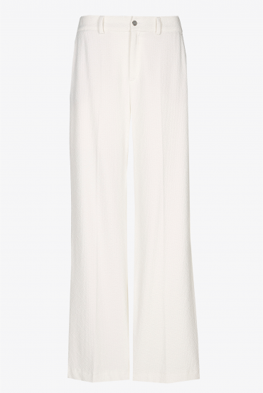 Pleated trousers with straight legs
