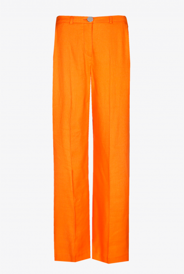 Pleated trousers with straight legs