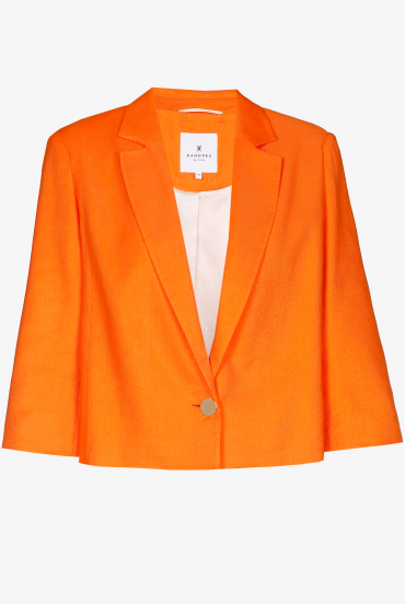 Short blazer with wide sleeves