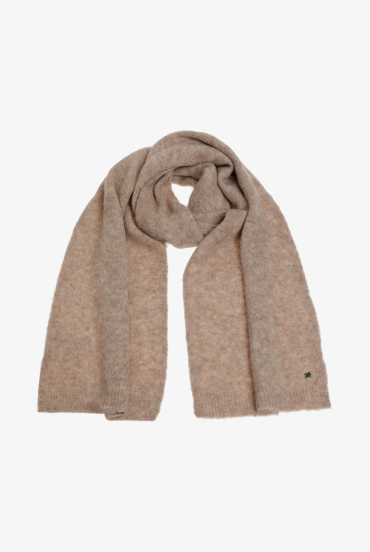 Knitted scarf 