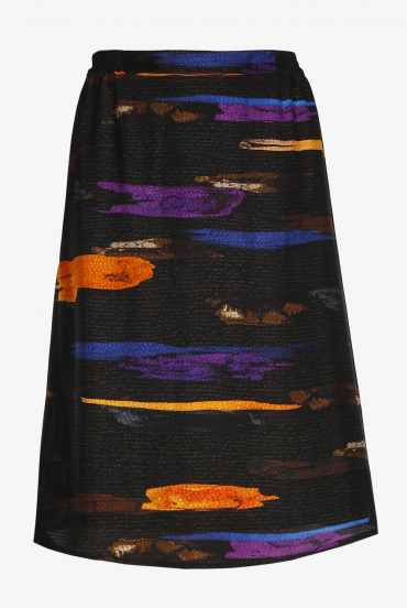 Skirt with dyed stripes