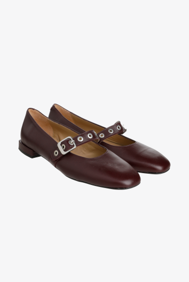 Ballet flats with buckle