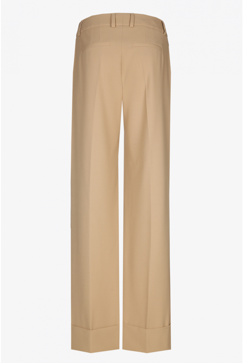Trousers with wide legs