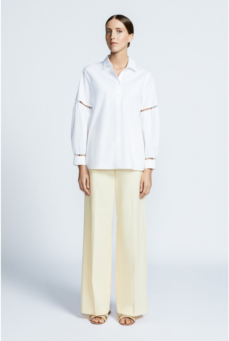 Blouse with shirt collar