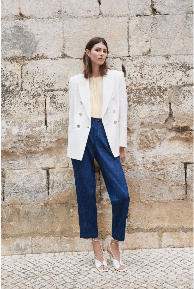 Trousers in supple denim fabric