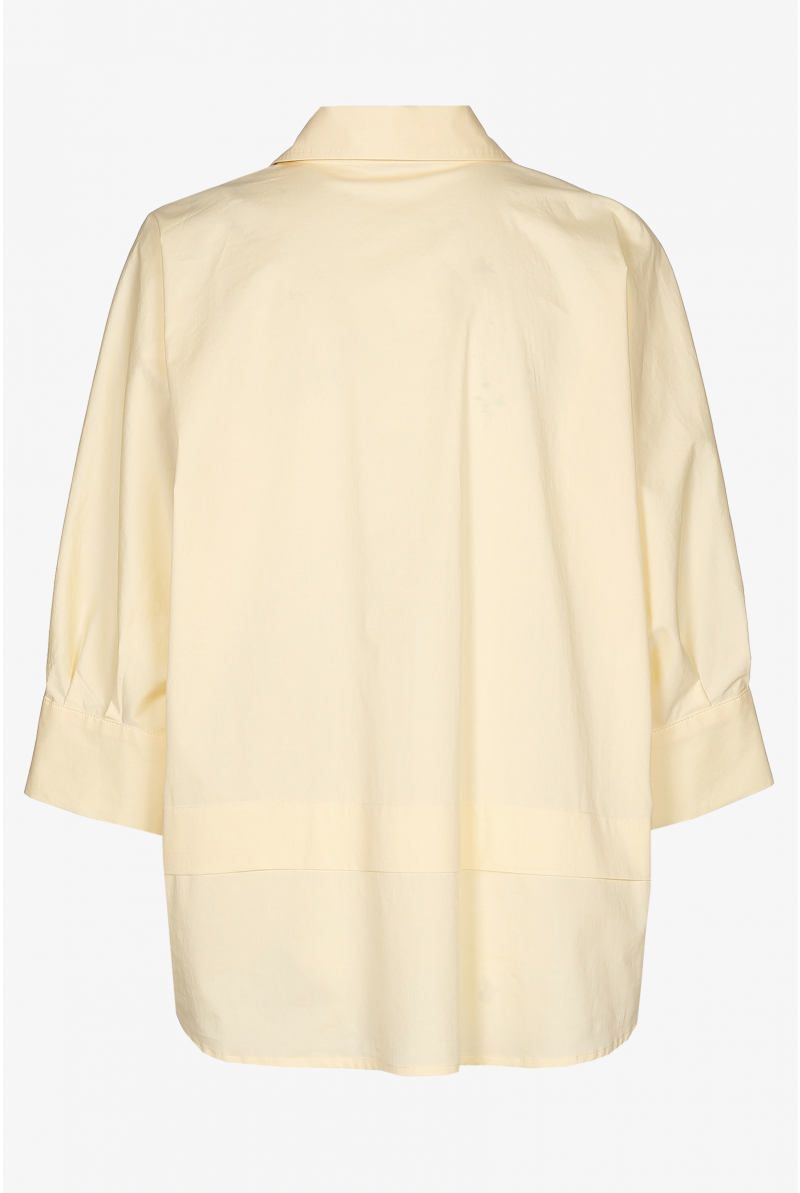 Oversized blouse with shirt collar