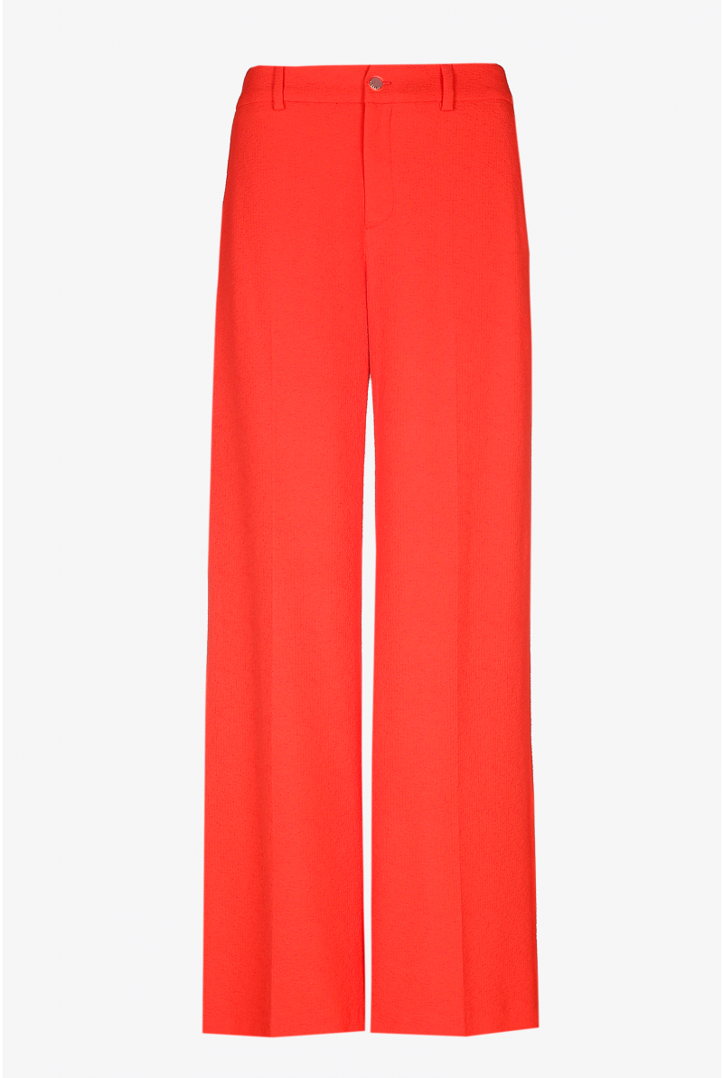 Pleated trousers with straight legs