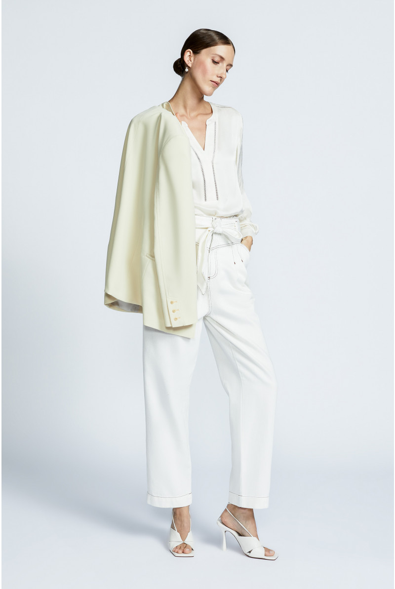 Straight blazer with pockets