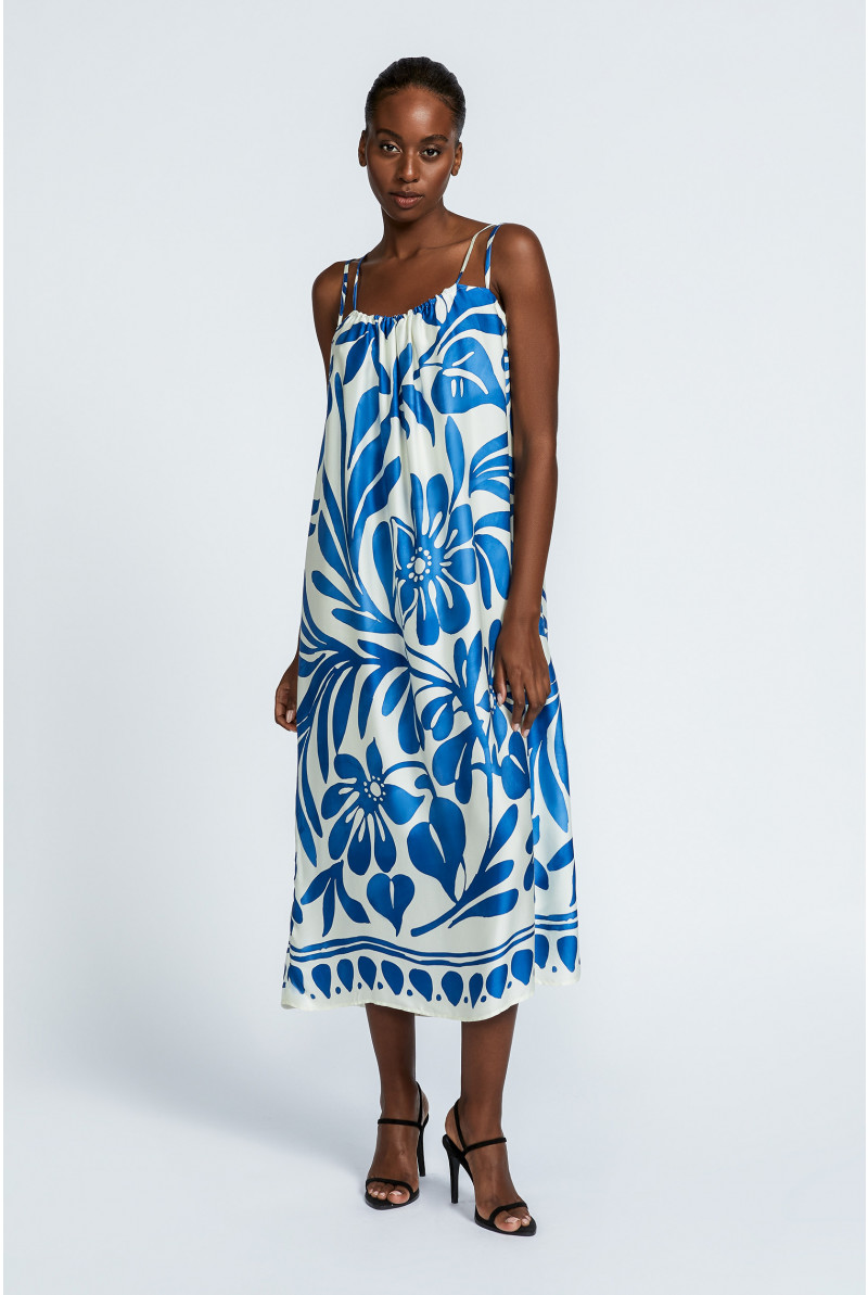 Summery dress with floral print