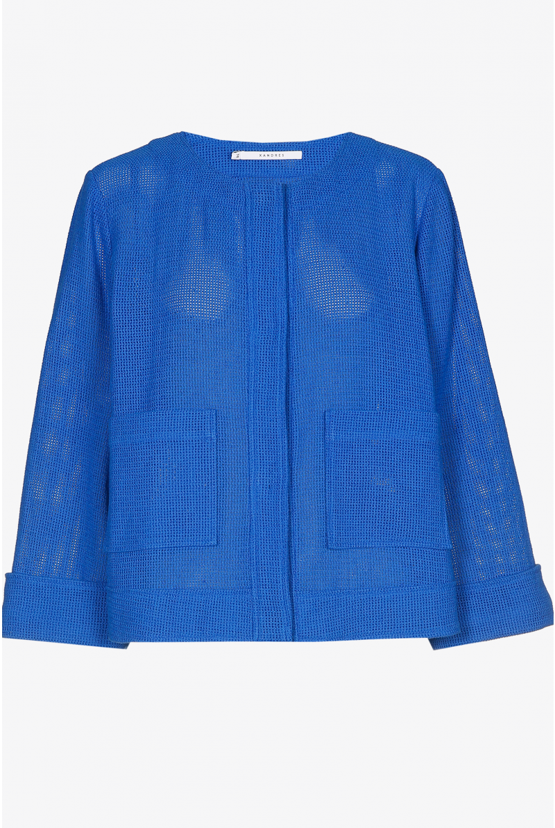 Short jacket in raffia