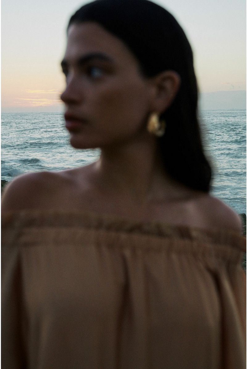 Oversized dress with satin sheen
