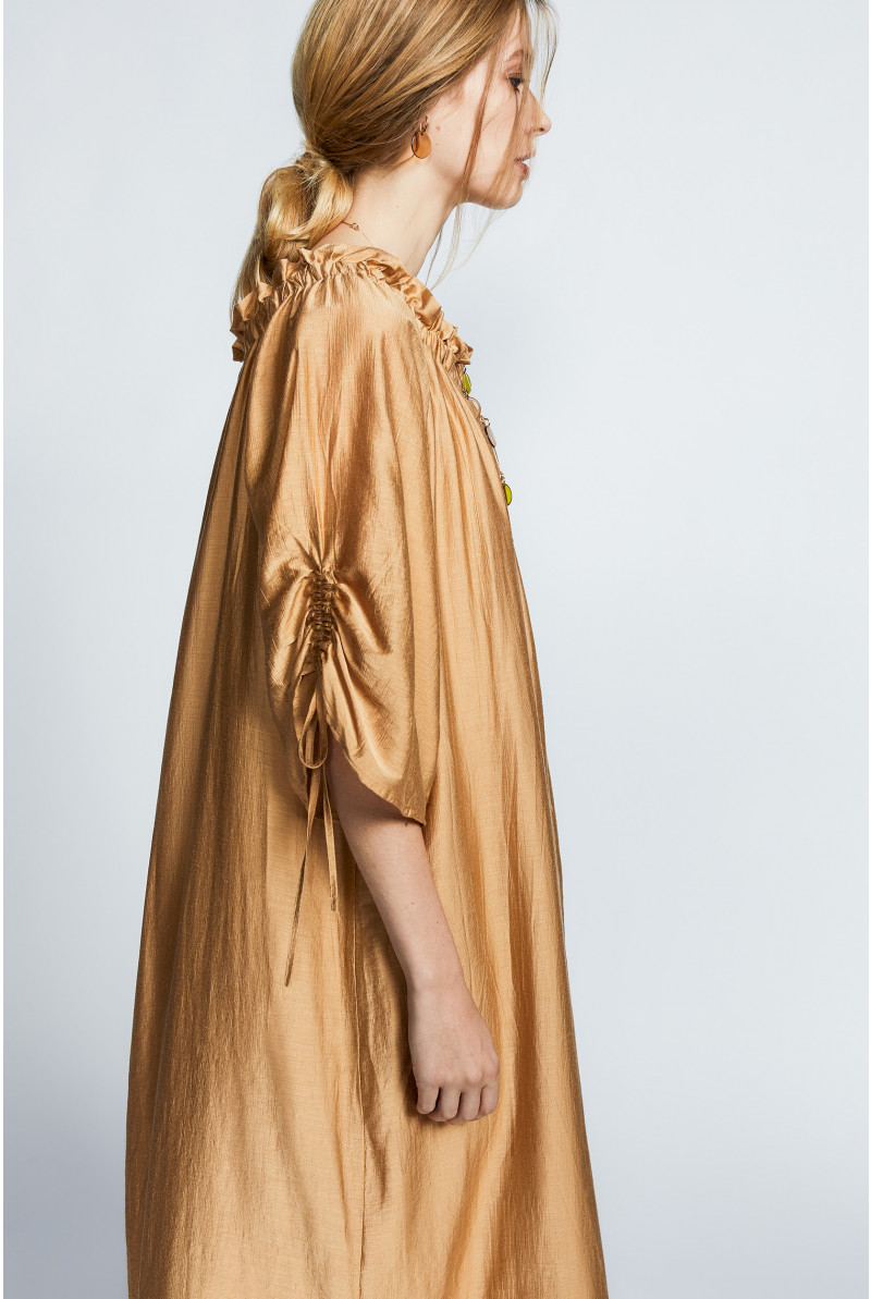 Oversized dress with satin sheen