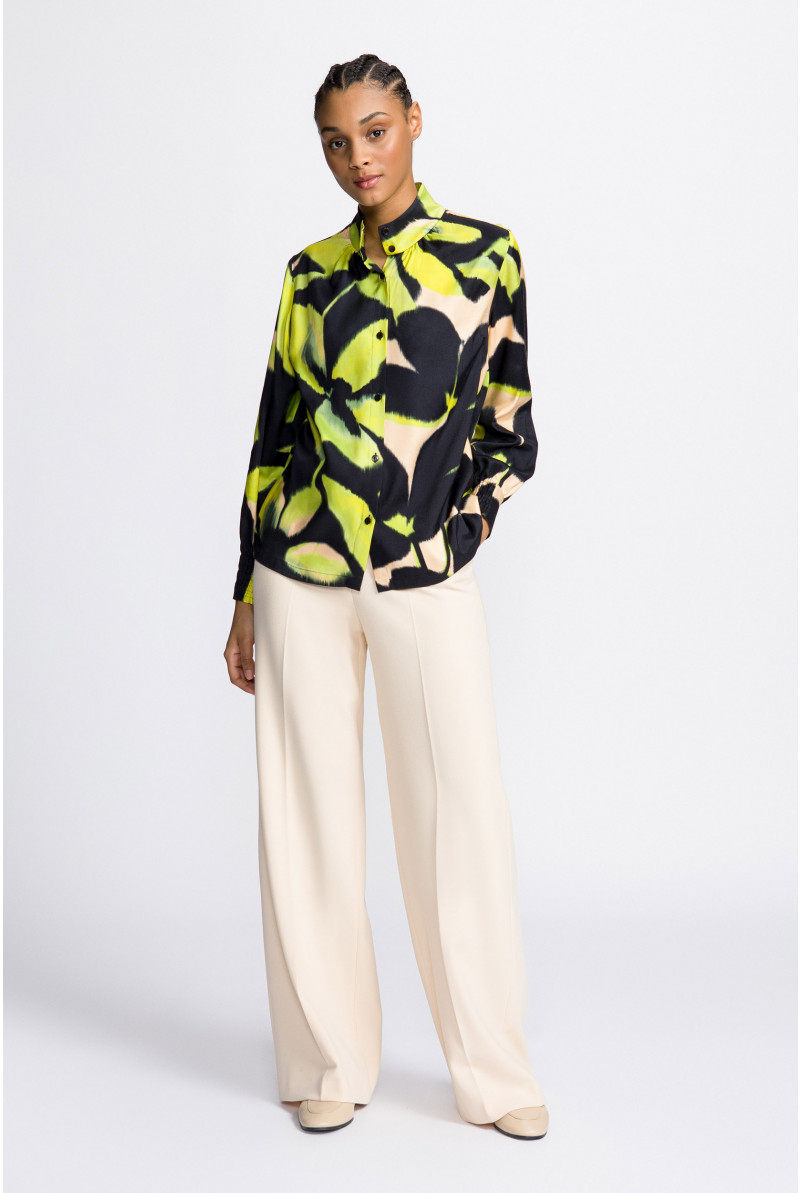 Pantalon en sergé à jambes larges
