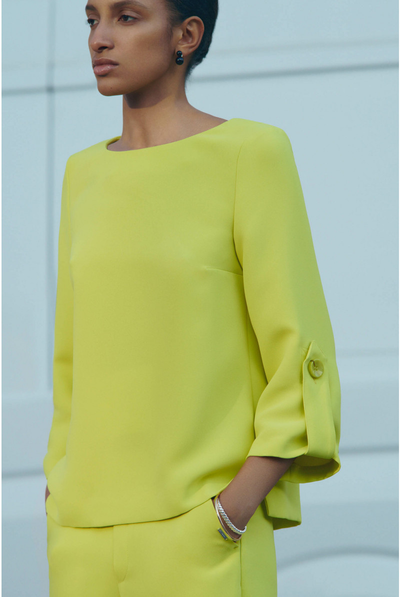 Blouse en sergé à encolure ronde