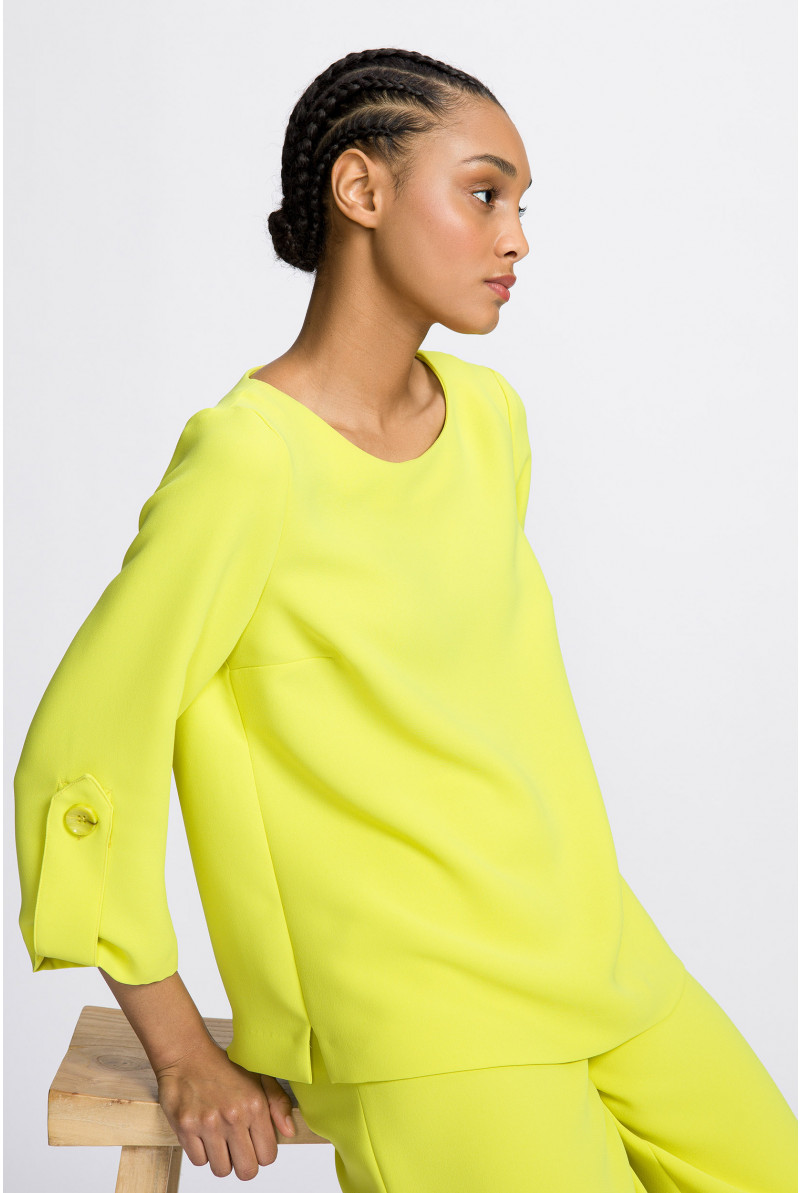 Blouse en sergé à encolure ronde