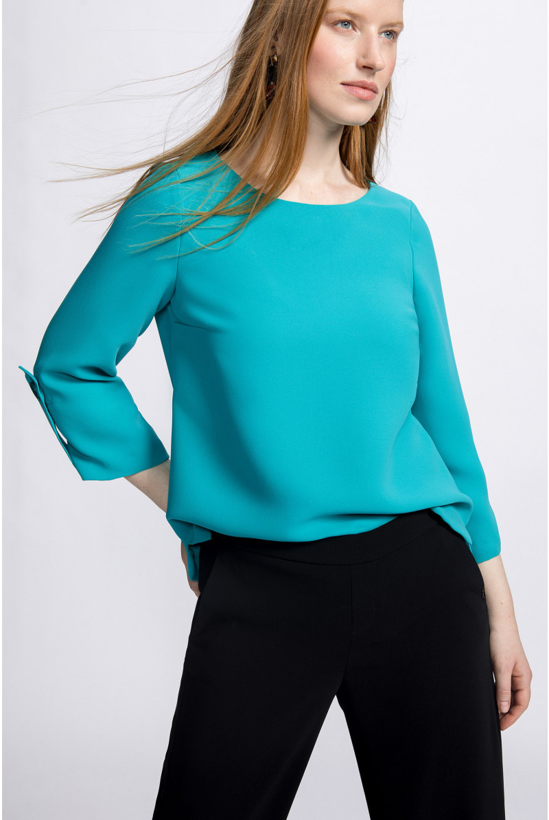 Blouse en sergé à encolure ronde