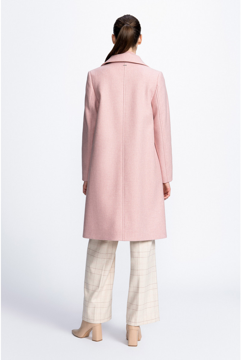 Coat with lapel collar