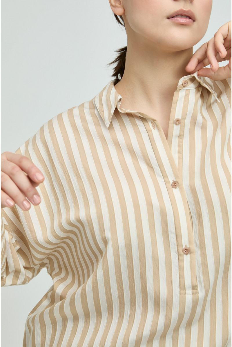 Oversized hemdblouse