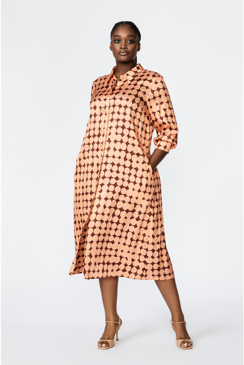 Shirt dress with in-house dot print