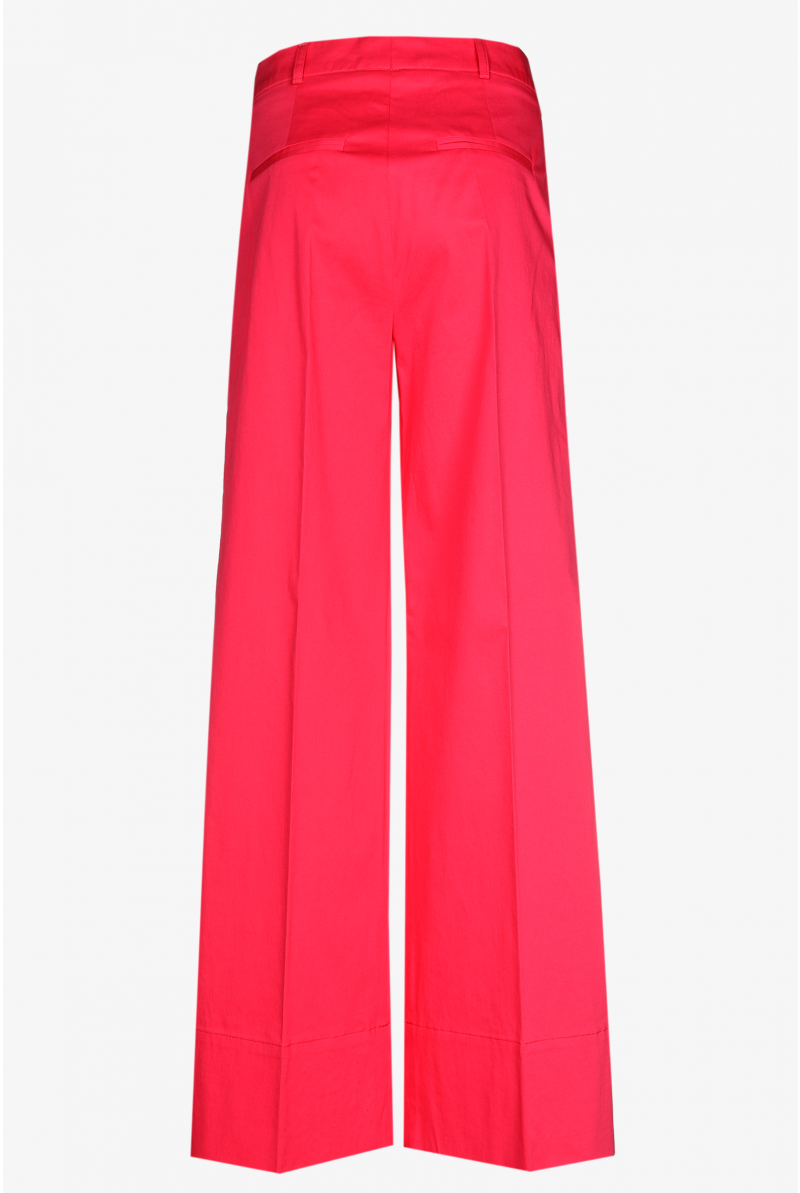 Wide trousers with high hem